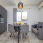 Slamic Apartment Primosten